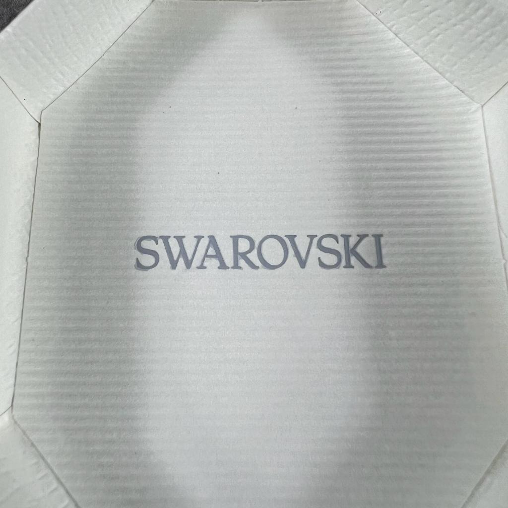 Swarovski oorbellen Dextera goudkleurig | in doos | 406181, Ophalen of Verzenden, Zo goed als nieuw, Goud, Overige materialen