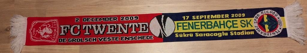 FC Twente - Fenerbahce sjaal, Verzamelen, Ophalen of Verzenden, Zo goed als nieuw, F.C. Twente, Vaantje of Sjaal