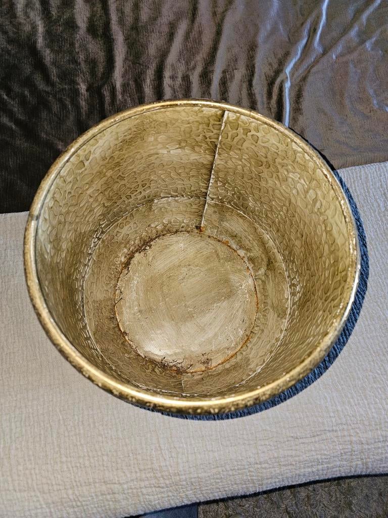 Ijzeren planten pot, sober, stoer, landelijk., Ophalen, Gebruikt, Goud, Metaal