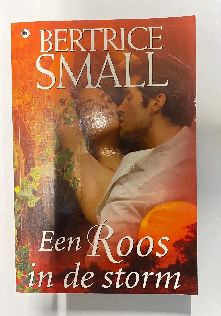 Boek - 846 - Een roos in de storm - Bertrice Small, Boeken, Ophalen of Verzenden, Zo goed als nieuw