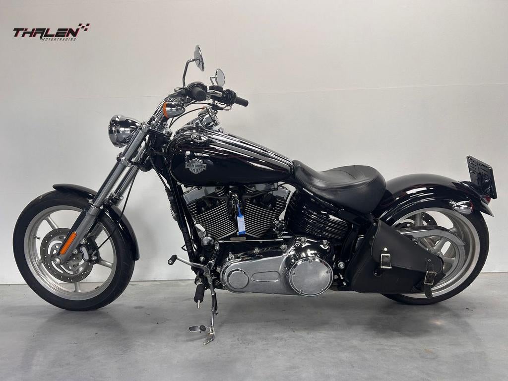 HARLEY-DAVIDSON ROCKER C FXCWC 5HD  (bj 2009) km35700, Motoren, 2 cilinders, HARLEY-DAVIDSON, Bedrijf, Onbekend
