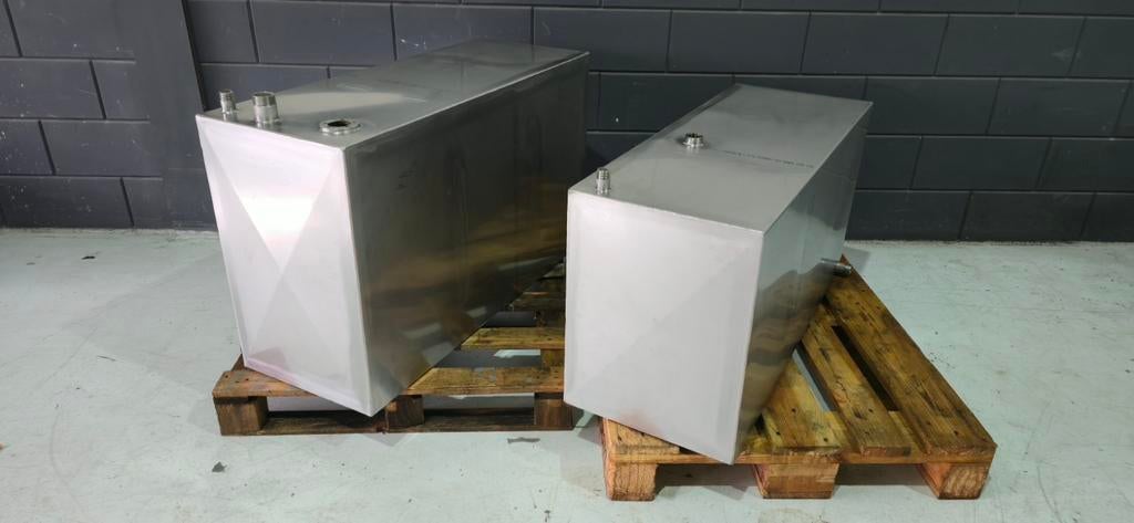 Rvs tank op maat watertank dieseltank brandstoftank kruiser, Ophalen of Verzenden