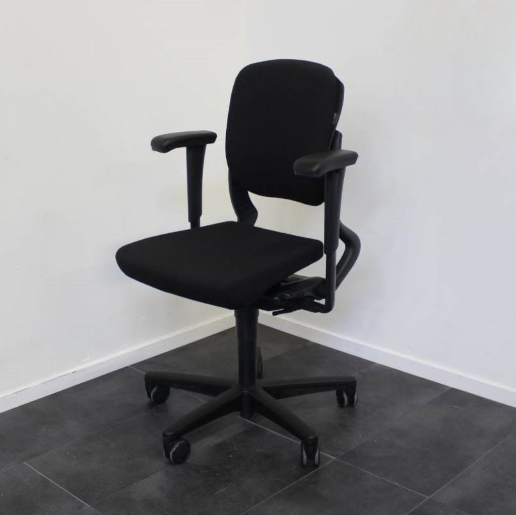Ahrend 230 Bureaustoelen, Burostoel, Nieuwe stof, Lage Rug, Gebruikt, -, Zwart, -