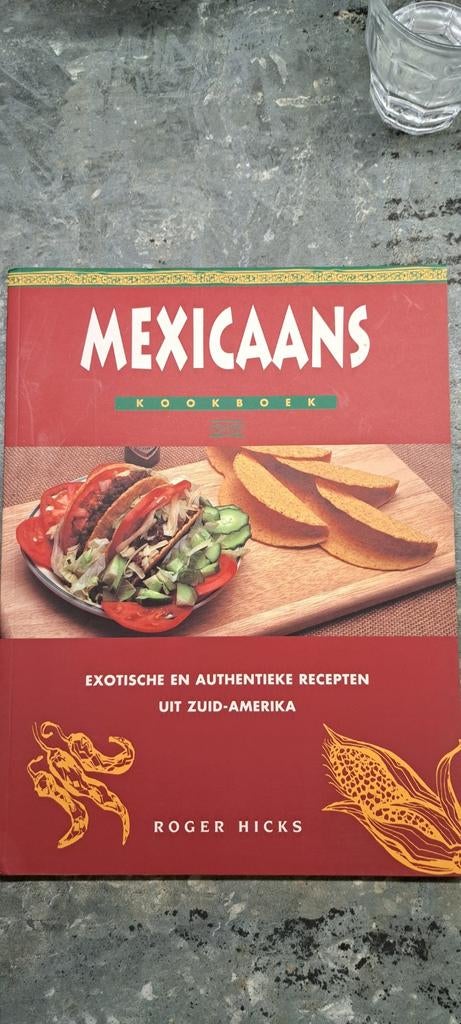 R. Hicks - Mexicaans kookboek, Boeken, Kookboeken, Ophalen of Verzenden, Zo goed als nieuw, R. Hicks