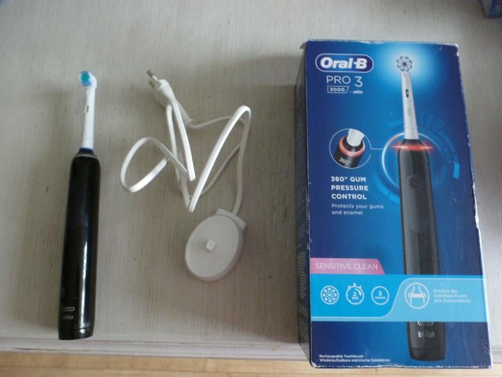 nieuw ORAL PRO 3 3000 elektrische tandenborstel -GRATIS zend, Verzenden, Nieuw, Tandenborstel