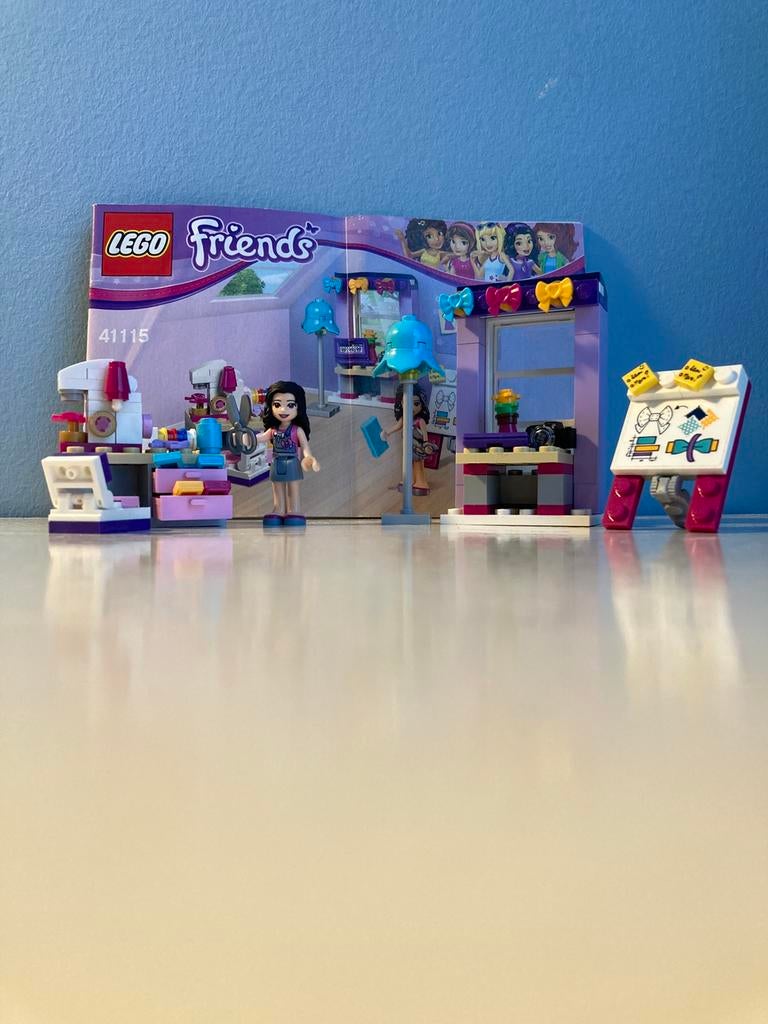 Emma’s atelier, Ophalen of Verzenden, Zo goed als nieuw