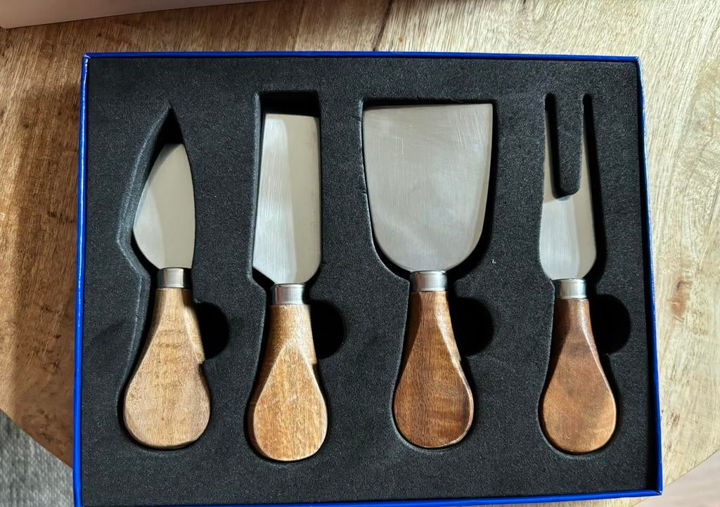 Borrel mesjes: kaas messen, Ophalen of Verzenden, Zo goed als nieuw, Rvs of Chroom