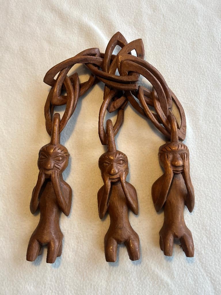 Afrikaans houtsnijwerk ketting met drie apen / Nigeria, Antiek en Kunst, Kunst | Beelden en Houtsnijwerken, Ophalen of Verzenden