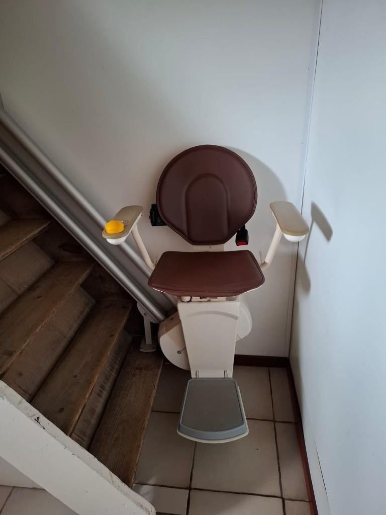 traplift met draaibare stoel, Ophalen, Gebruikt, Recht