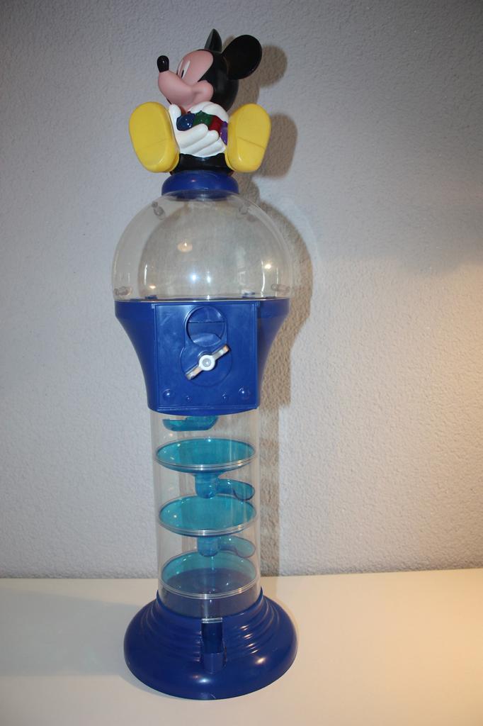 Mooie kaugomballen/knikkerautomaat van Mickey Mouse!, Verzamelen, Disney, Ophalen of Verzenden, Mickey Mouse, Zo goed als nieuw