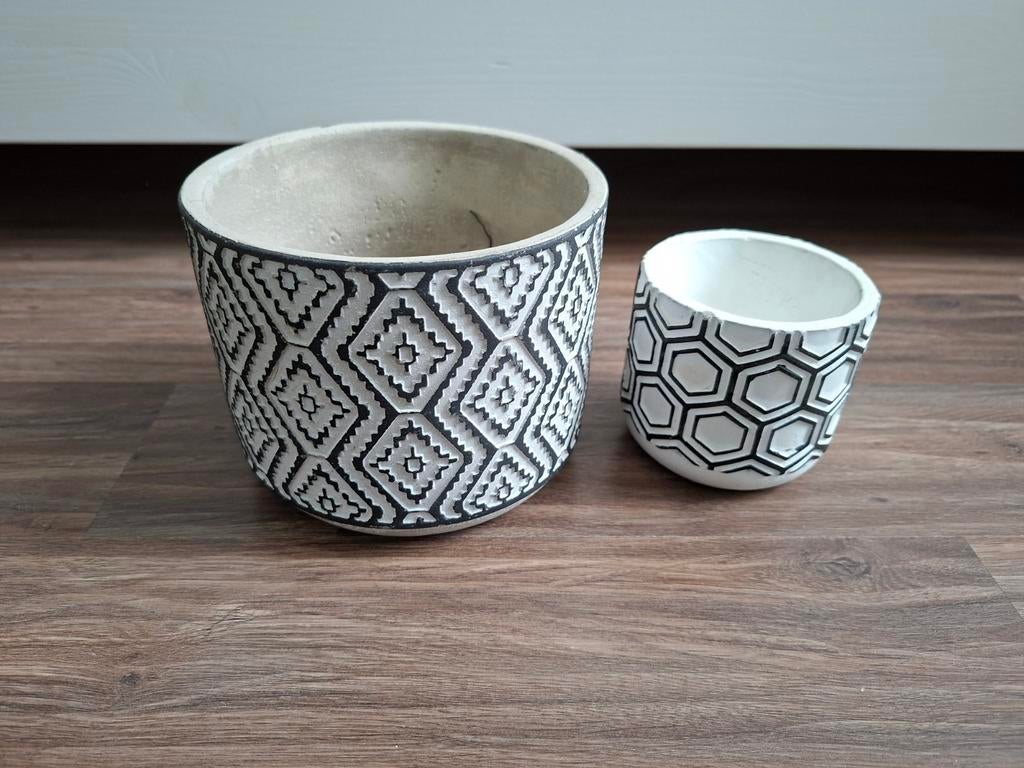 2 bloempotten, Tuin en Terras, Gebruikt, Rond, Binnen, Ophalen of Verzenden