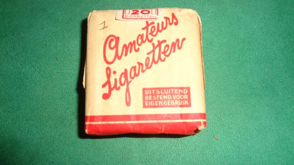 Oorlog wo2 sigaretten Amateur rood rantsoen Nederland nr2, Verzamelen, Verzenden, Overige soorten, Nederland, Overige typen