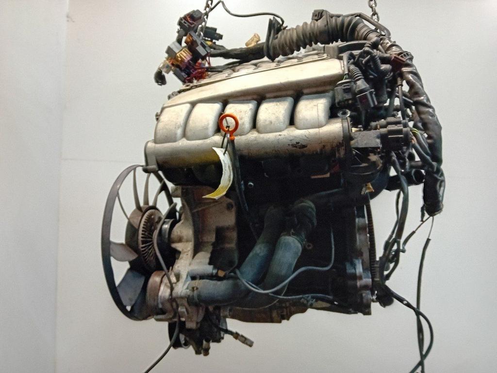 Motor Volkswagen Passat, Onderdelen@venauto.nl, Van der Ven Autorecycling B.V., Gebruikt, Ettenseweg 76, 4706 PB Roosendaal, The Netherlands