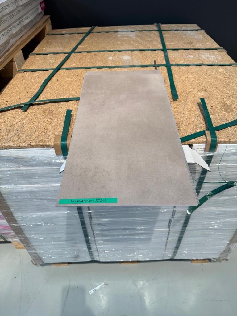 Direct ophalen | PVC klik tegel |waterbestendig| Utrecht, 50 tot 150 cm, 4131 NH, Nieuw, Info@ivloer.nl