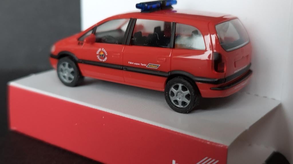 Opel Zafira Feuerwehr Essen 1:87 H0 Herpa Pol, Hobby en Vrije tijd, Leonrodstrasse 46 47 Dietenhoven, Auto, Verzenden, Cars@herpa.de