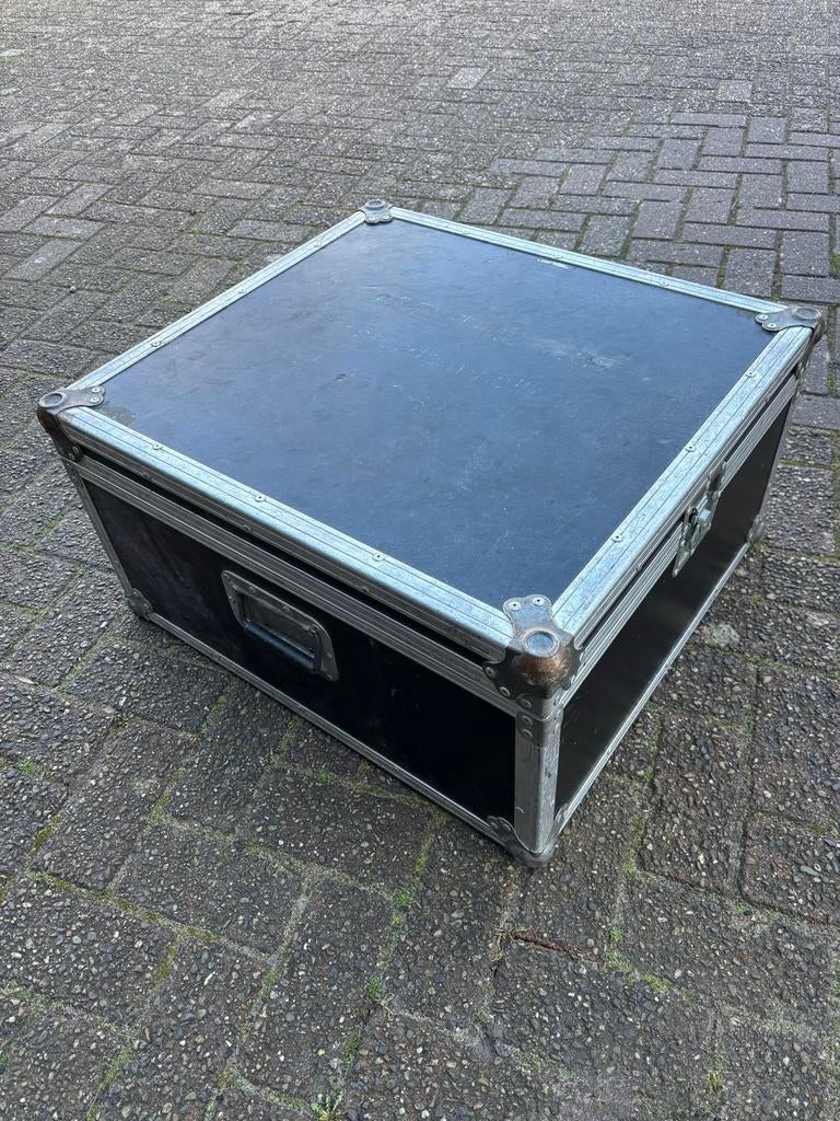 Flightcase zwart voor kabels en mixer - met deksel, Muziek en Instrumenten, Behuizingen en Koffers, Rp, Rp, Flightcase, Gebruikt
