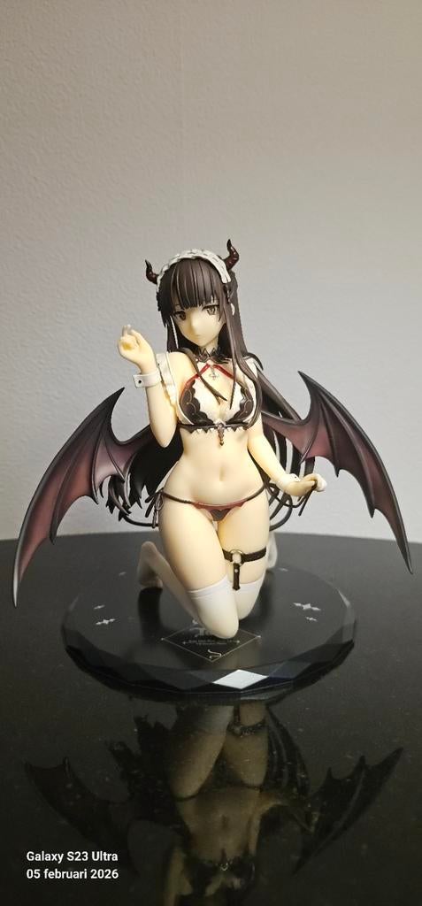 Taya Maid 1/6 Charm/Wings, Ophalen of Verzenden, Gebruikt