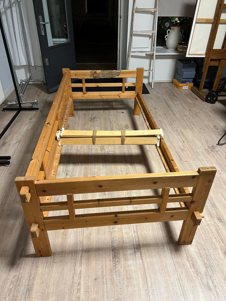 Houten bedframe - Deense kwaliteit, incl  top matras (, Gebruikt, 90 cm, Eenpersoons, Bruin