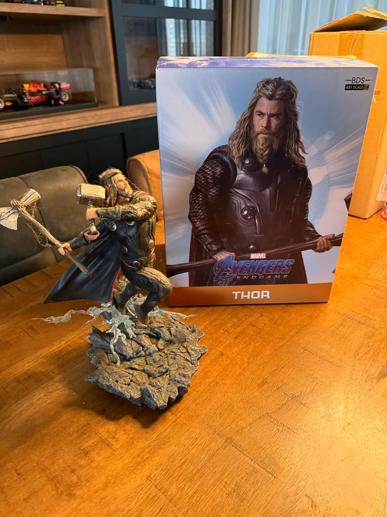 Iron Studios Thor Endgame 1:10 Statue, Ophalen of Verzenden, Zo goed als nieuw, Beeldje, Replica of Model