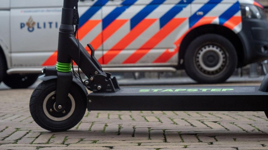 Legale straat step electrische step (stap step)599, Ophalen of Verzenden, Nieuw, Gewone step, Stap step