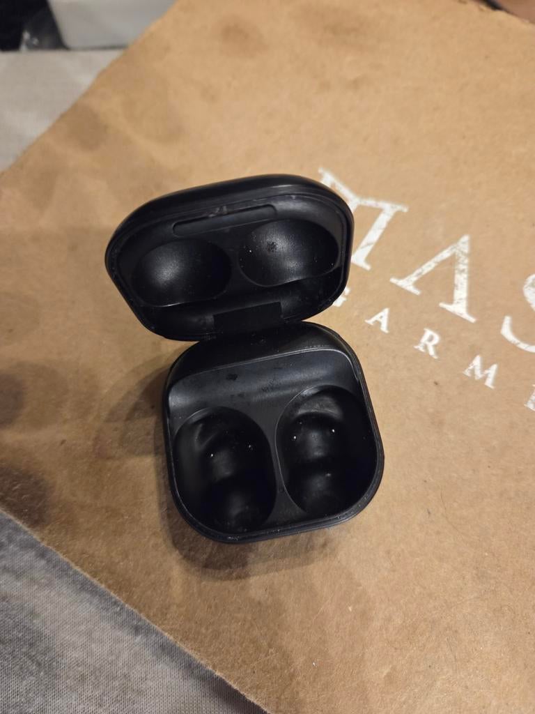 Samsung Galaxy Buds Pro Oplaadcase - Zwart, Ophalen of Verzenden, Gebruikt, Overige typen