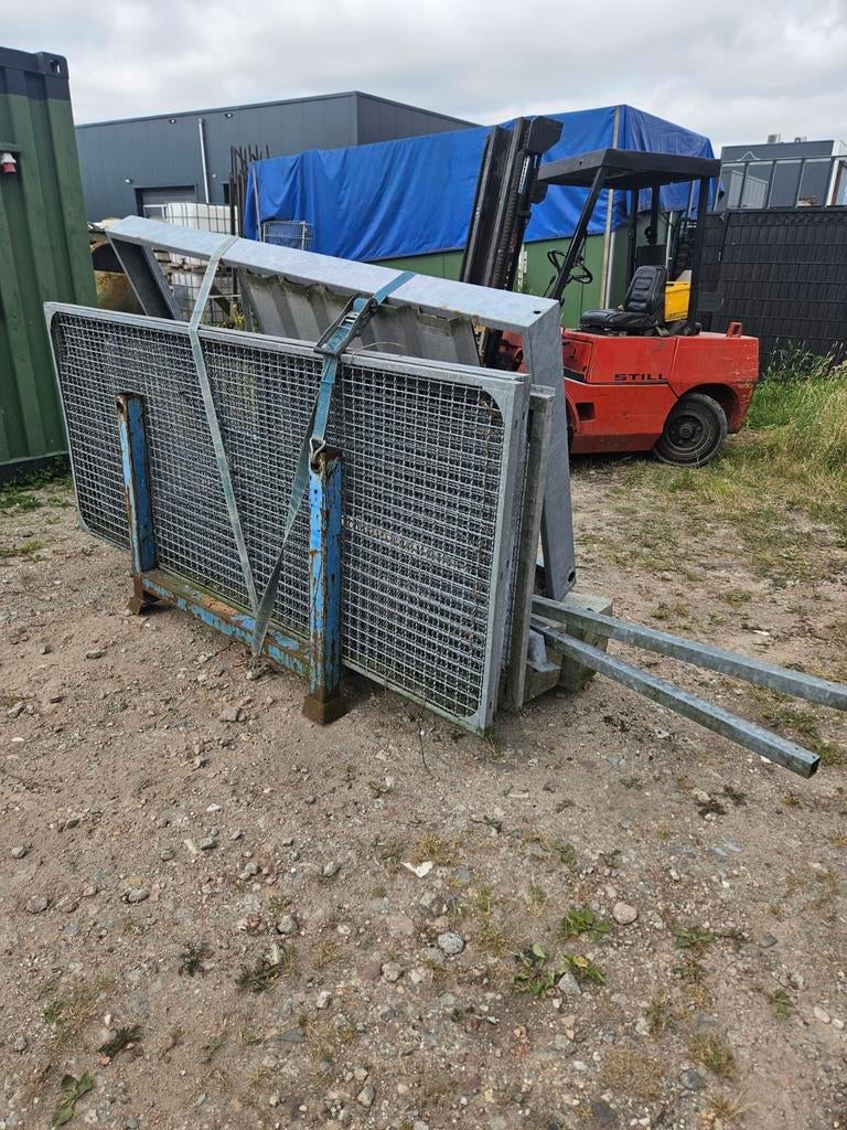 Gasopslaghok gegalvaniseerd en gedemonteerd, Ophalen, Gebruikt, ., .