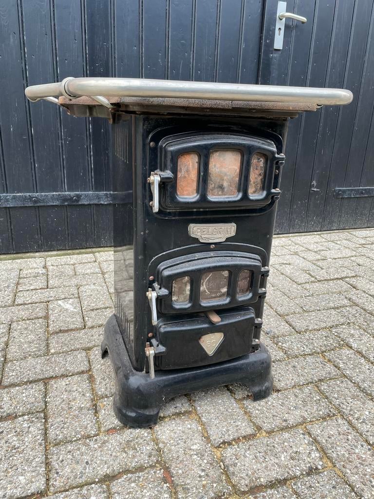 Gietijzeren Pelgrim P60 Kachel - Klassiek & Functioneel, Huis en Inrichting, Kachels, Gebruikt, Vrijstaand, Houtkachel, Hout, Ophalen