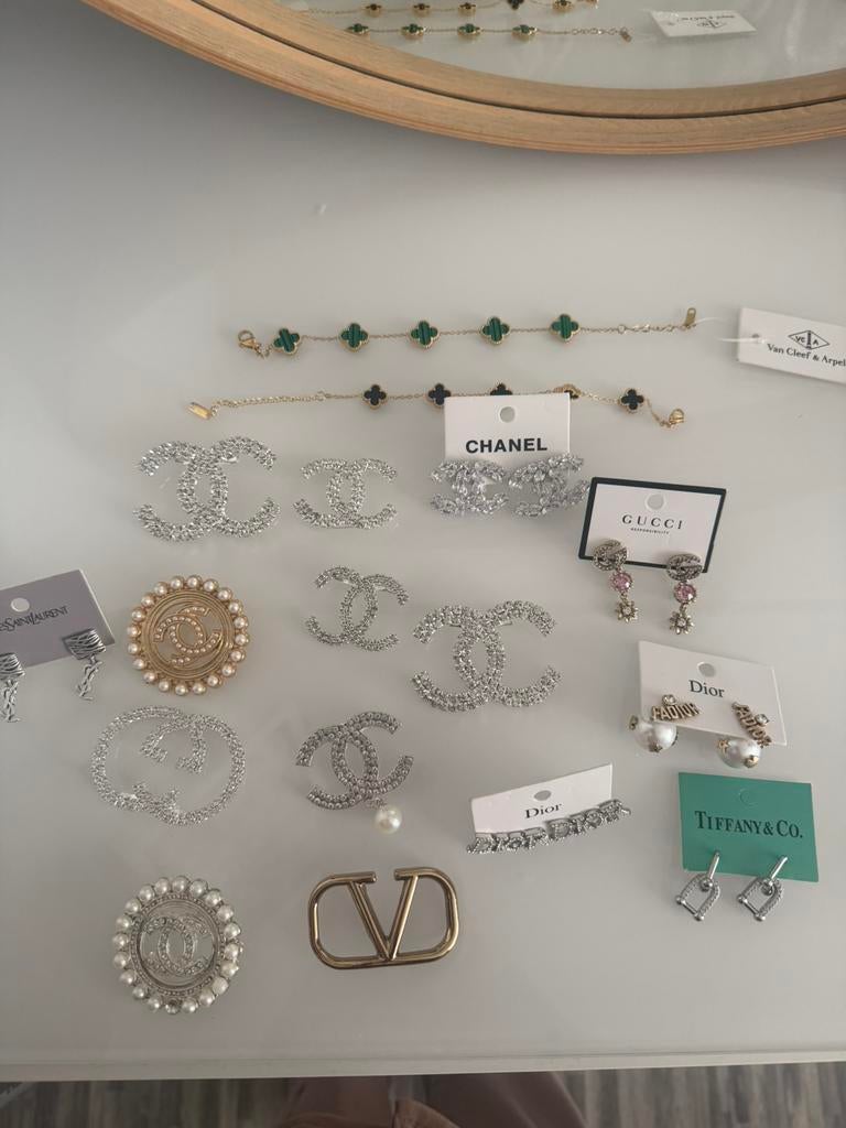 Broches & oorbellen, Sieraden, Tassen en Uiterlijk, Broches, Ophalen of Verzenden, Nieuw, Overige materialen