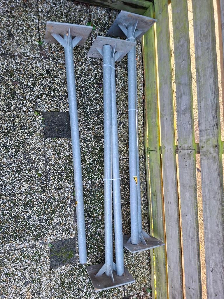 Gegalvaniseerde Stalen Staanders. Hek, poort, carport, Ophalen, Nieuw