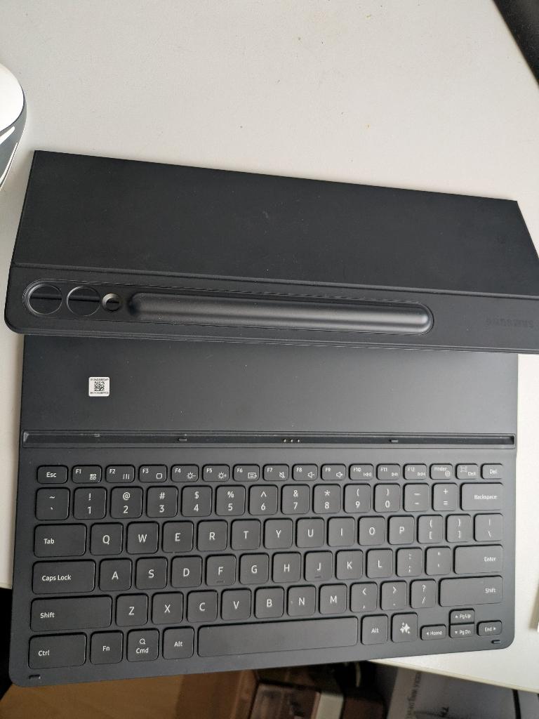 Samsung Galaxy Tab S9+ fe Cover Keyboard Hoes (lees), Galaxy Tab S9+ FE, 12 inch, Ophalen of Verzenden, Zo goed als nieuw