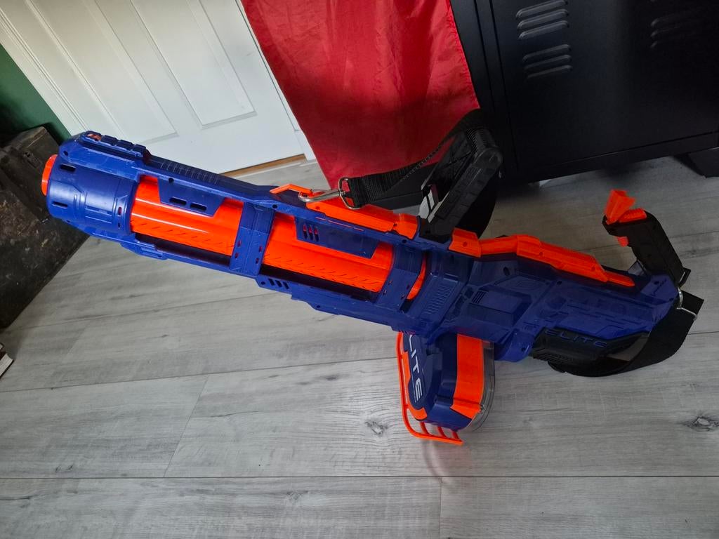 Nerf Elite speelgoedgeweer, Ophalen, Zo goed als nieuw, Jongen of Meisje