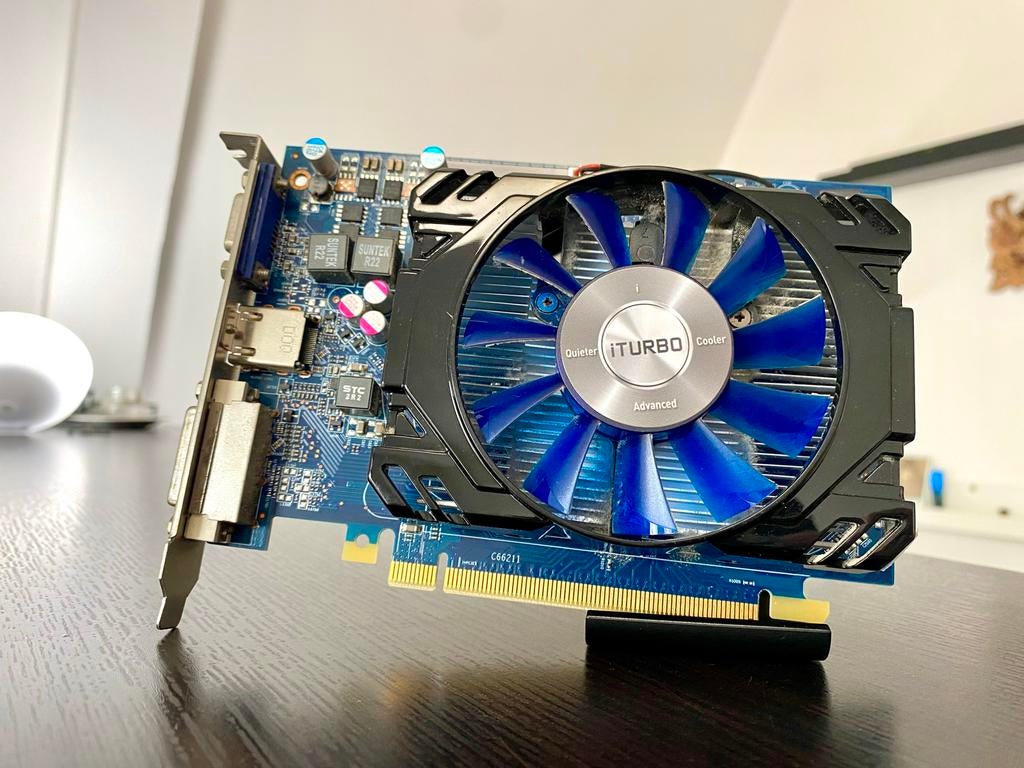 HIS Radeon HD 5450 2GB iTURBO Cooler Grafische Kaart, Ophalen of Verzenden, Gebruikt, GDDR3, HDMI