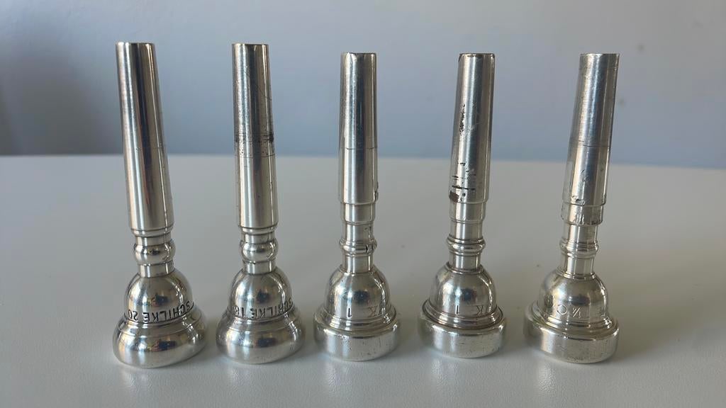 Trompet mondstuk 2x Schike, 2x JK, Muziek en Instrumenten, Blaasinstrumenten | Trompetten, Ophalen of Verzenden, Zo goed als nieuw