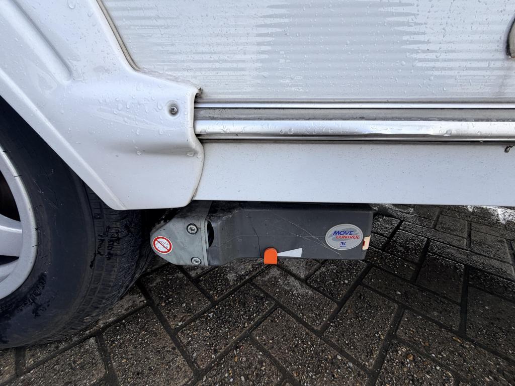 Swift Challenger 460 Wc, Douche, enkel bedden, Caravans en Kamperen, Caravans, Ringverwarming, Bedrijf, 4 tot 5 meter, Swift