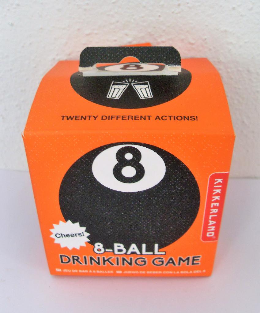 8-Ball Drinking Game Biljart Bal nr. 8 Drinkspel, Hobby en Vrije tijd, Gezelschapsspellen | Overige, Zo goed als nieuw, Een of twee spelers
