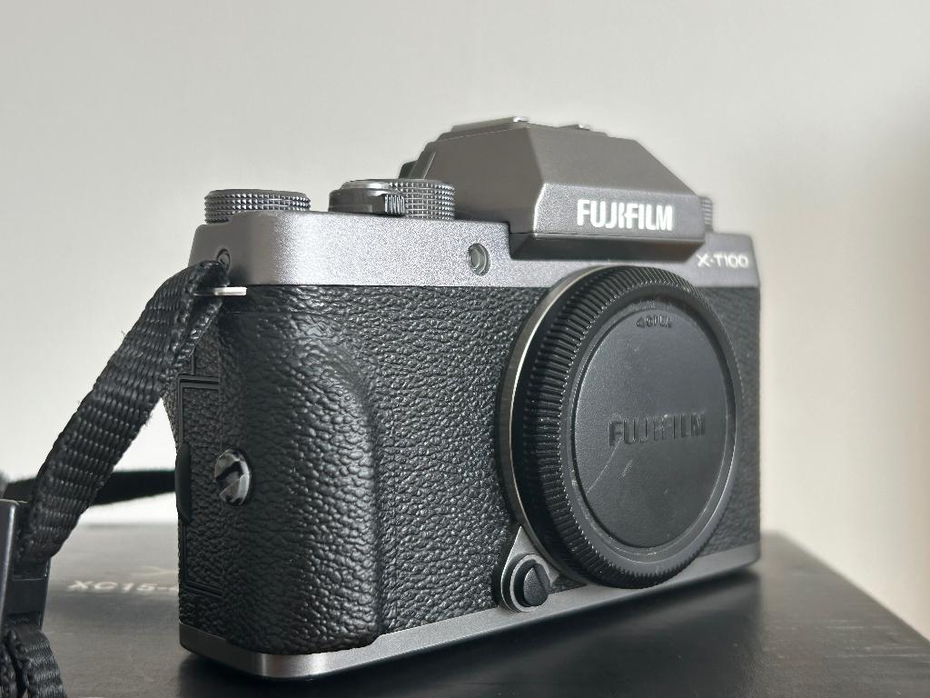 Fujifilm X-T100 with 15-45mm kit lens, Ophalen of Verzenden, Gebruikt, Fuji, Geen optische zoom