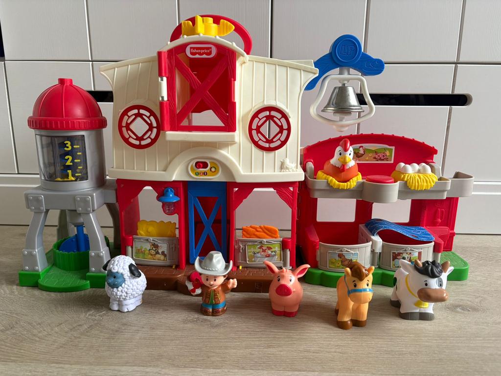Fisher-price dierenverzorgings boerderij, Kinderen en Baby's, Speelgoed | Fisher-Price, Ophalen, Zo goed als nieuw, Speelset, Met geluid