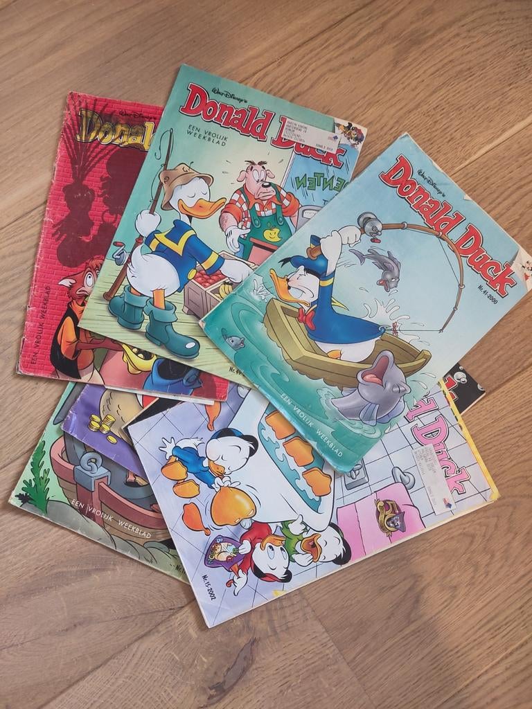 Donald Duck weekbladen uit 2000, 2001 en 2002, Meerdere stripboeken, Ophalen of Verzenden, Gelezen, Walt Disney