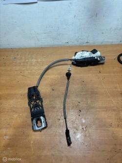 Deurslot mechaniek linksvoor Volkswagen Polo 6R, Gebruikt, Volkswagen, Ophalen of Verzenden, Volkswagen