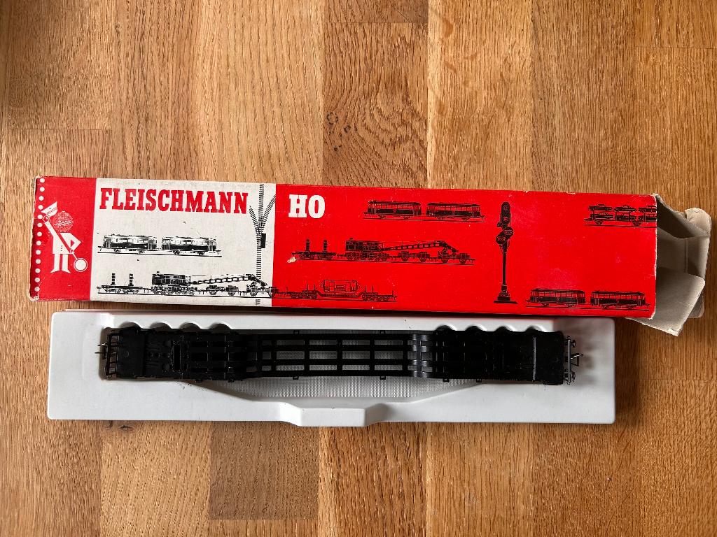 Fleischmann H0 wagon 5299 – autotransport / draagwagen, Hobby en Vrije tijd, Modeltreinen | H0, Gelijkstroom, Verzenden, Fleischmann