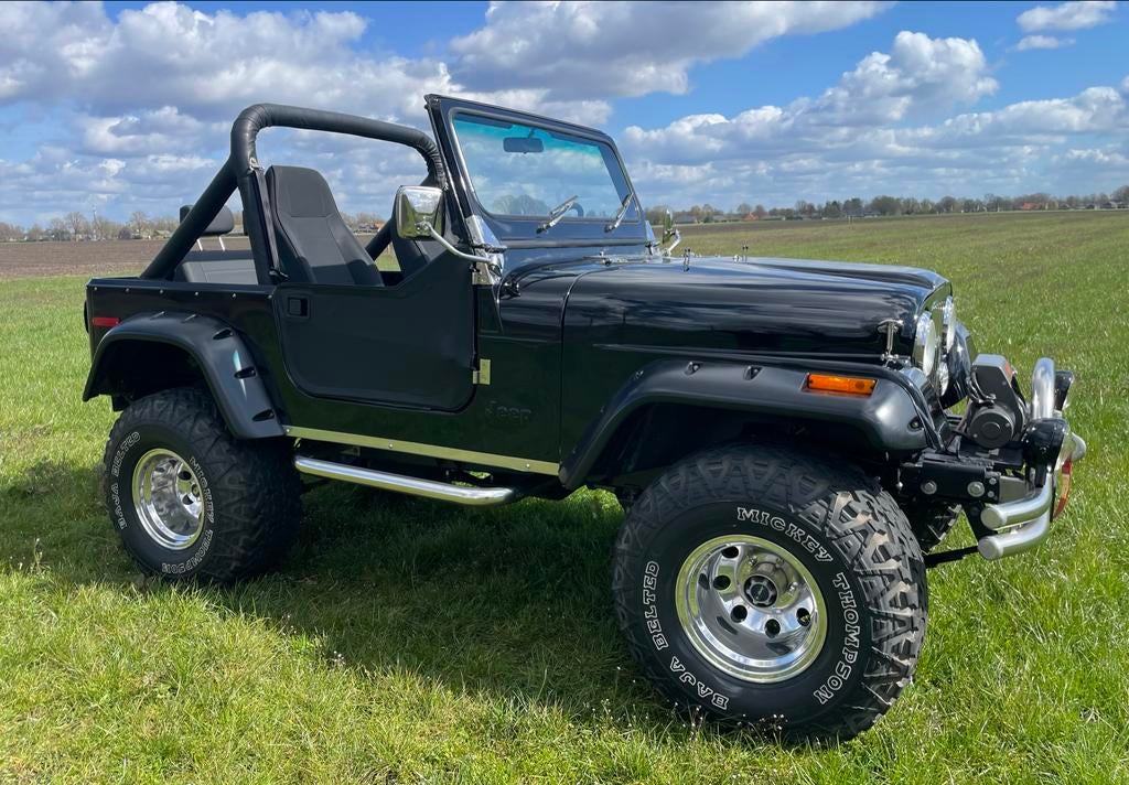 Jeep CJ7 V8 handgeschakeld in top staat belasting vrij, 8 cilinders, CJ, Zwart, Handgeschakeld