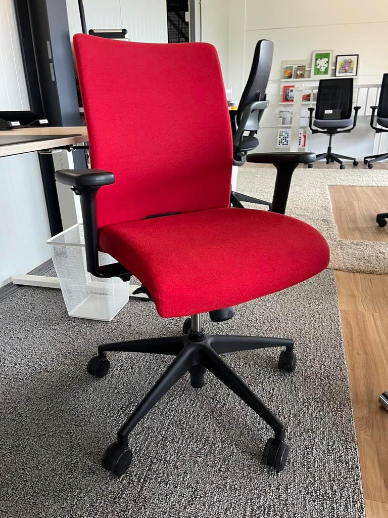 Gisberger Bureaustoel rood, Prijs per stuk, Ophalen, Gisberger, Gisberger, Geen