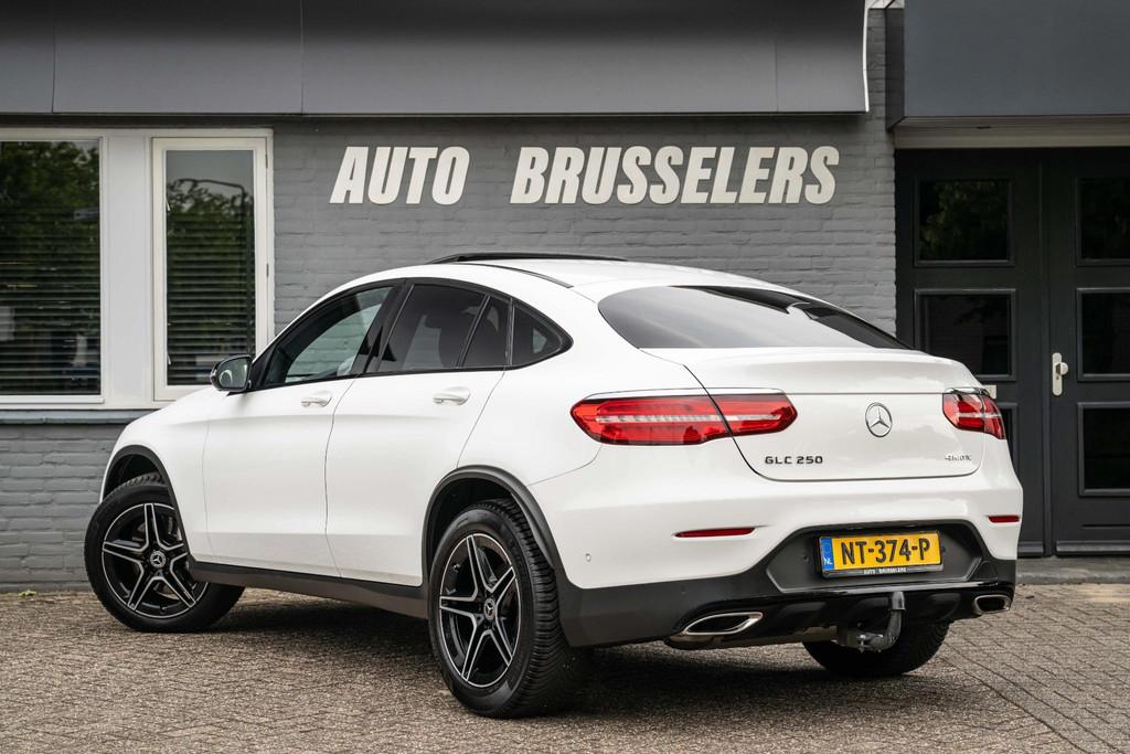 Mercedes-Benz GLC-klasse Coupé 250 4MATIC Edition 1 AMG ope, Auto's, Automaat, Gebruikt, 4 cilinders, Wit