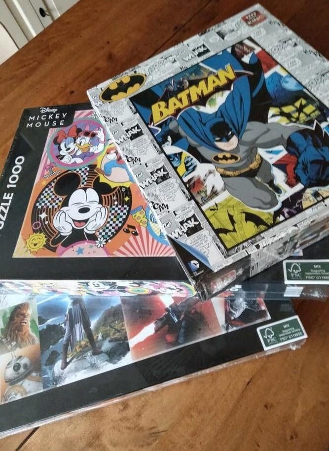 3 puzzels 1000 St. NIEUW! Batman, Mickey Mouse en Star Wars, Hobby en Vrije tijd, Denksport en Puzzels, Ophalen of Verzenden, 500 t/m 1500 stukjes