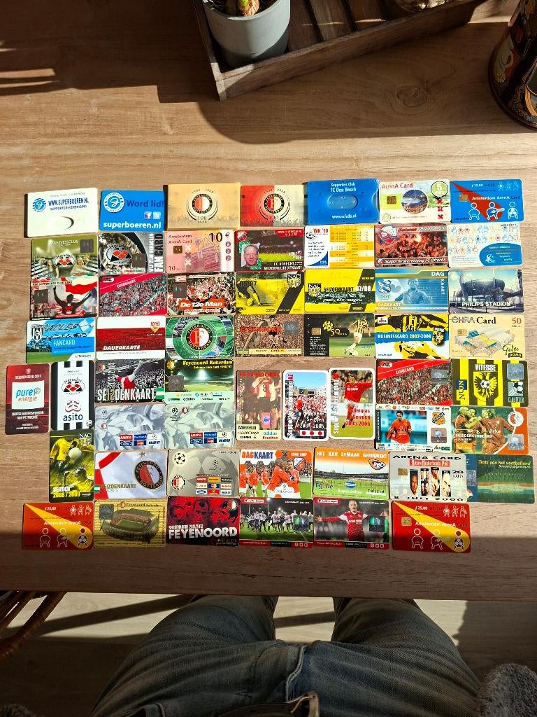 Verzameling voetbalpasjes cards diverse clubs, Ophalen of Verzenden, Gebruikt, Overige binnenlandse clubs, Vaantje of Sjaal