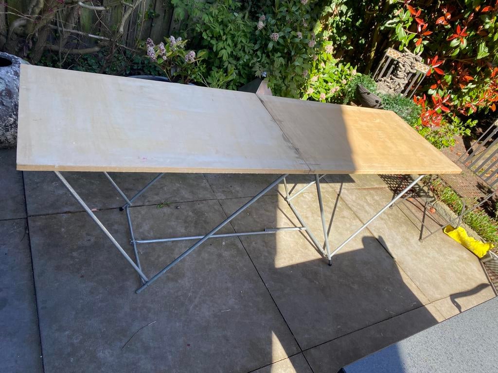 Behangtafel, Ophalen