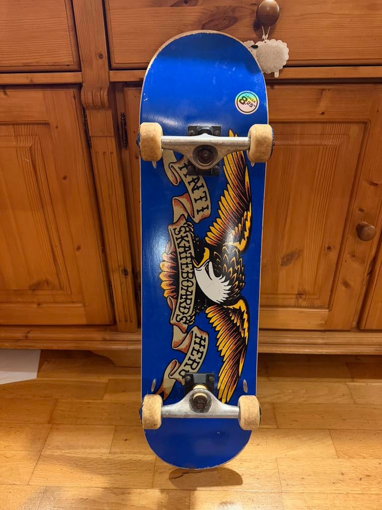 Anti Hero 8.25 Skateboard, Sport en Fitness, Skateboarden, Ophalen of Verzenden, Gebruikt, Skateboard