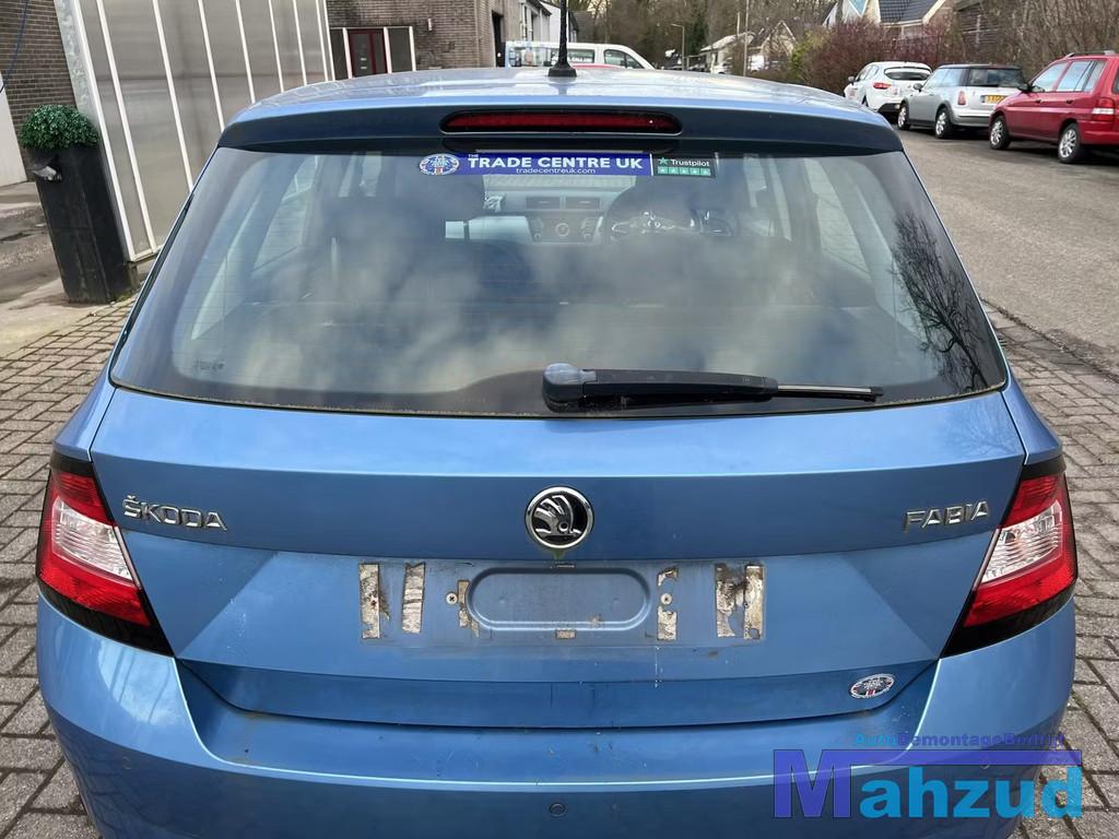 SKODA FABIA 3 BLAUW LQ5X achterklep 2014-2021, Auto-onderdelen, Carrosserie en Plaatwerk, Deur, Skoda Auto a.s., Gebruikt, Infoline@skoda-auto.cz