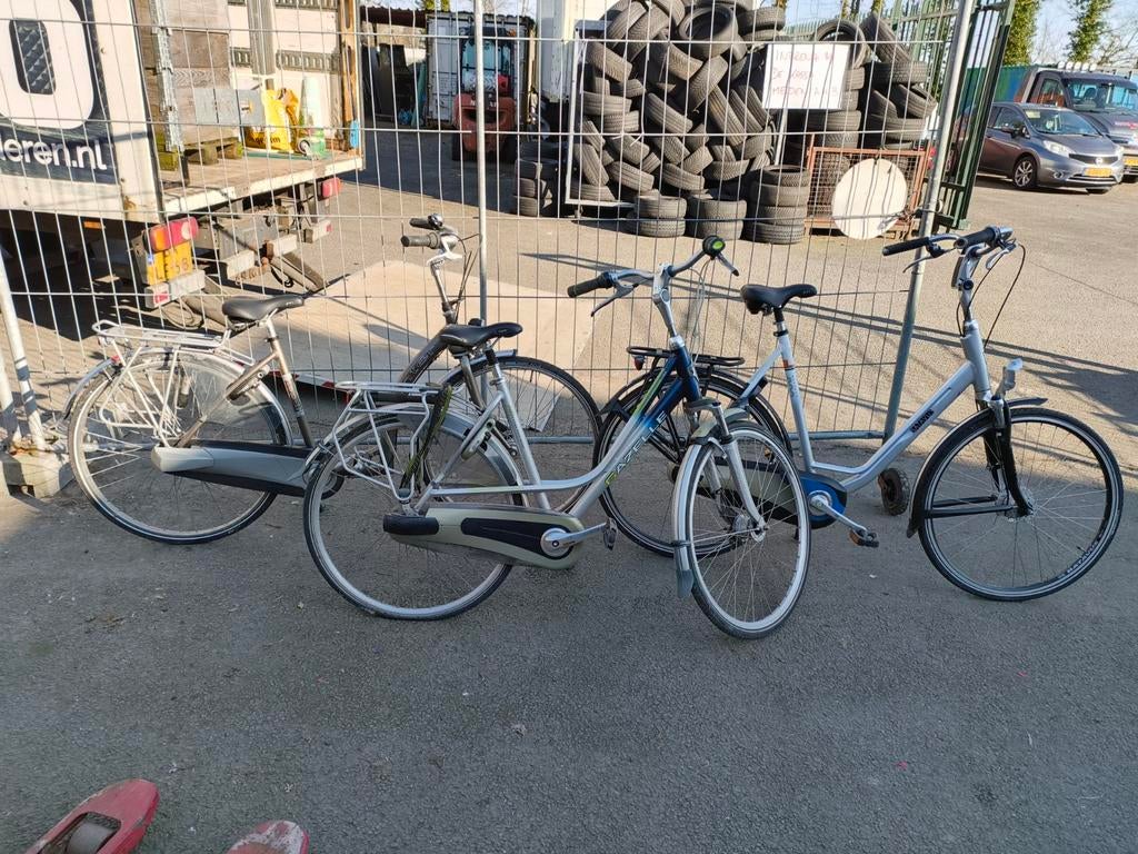 4 knappe fietsen 3 dames 1 heren Gazelle,Batavus,Pointer, 53 tot 56 cm, Ophalen of Verzenden, Batavus