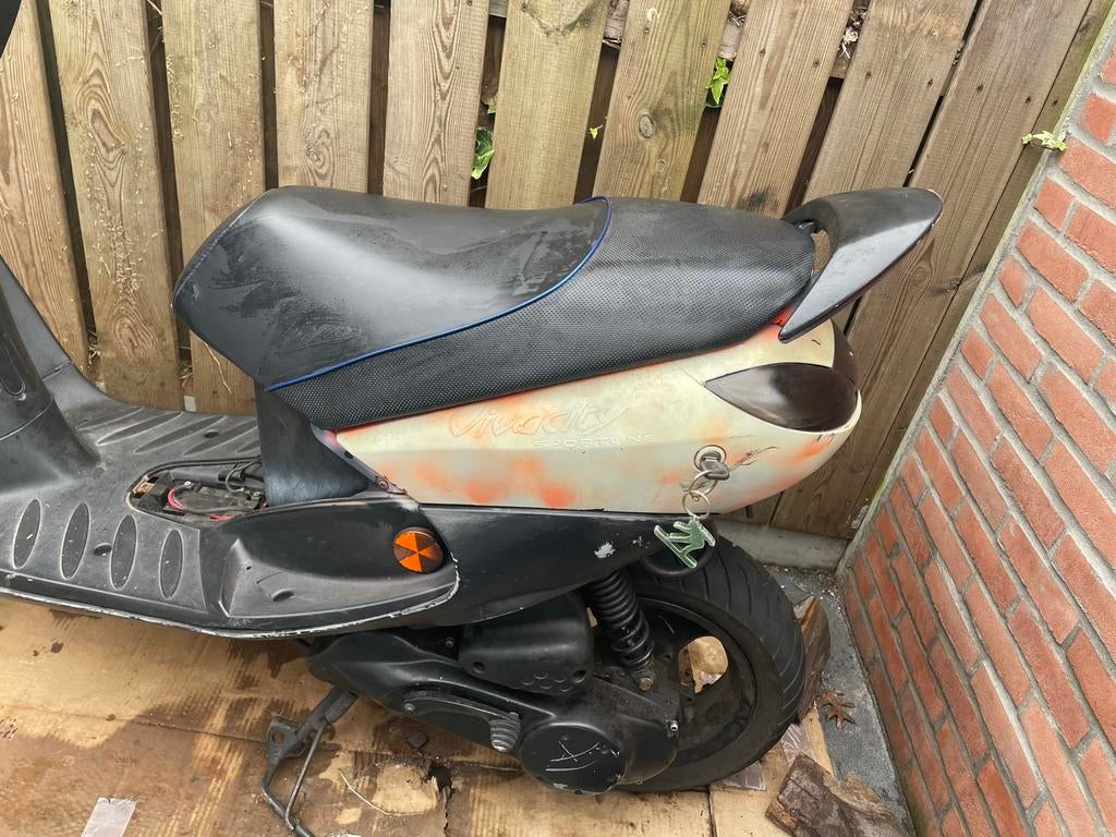 Project vivacity sportline Scooter: uitlaat,carburateur,accu, Ophalen of Verzenden, Gebruikt, Overige typen, Peugeot